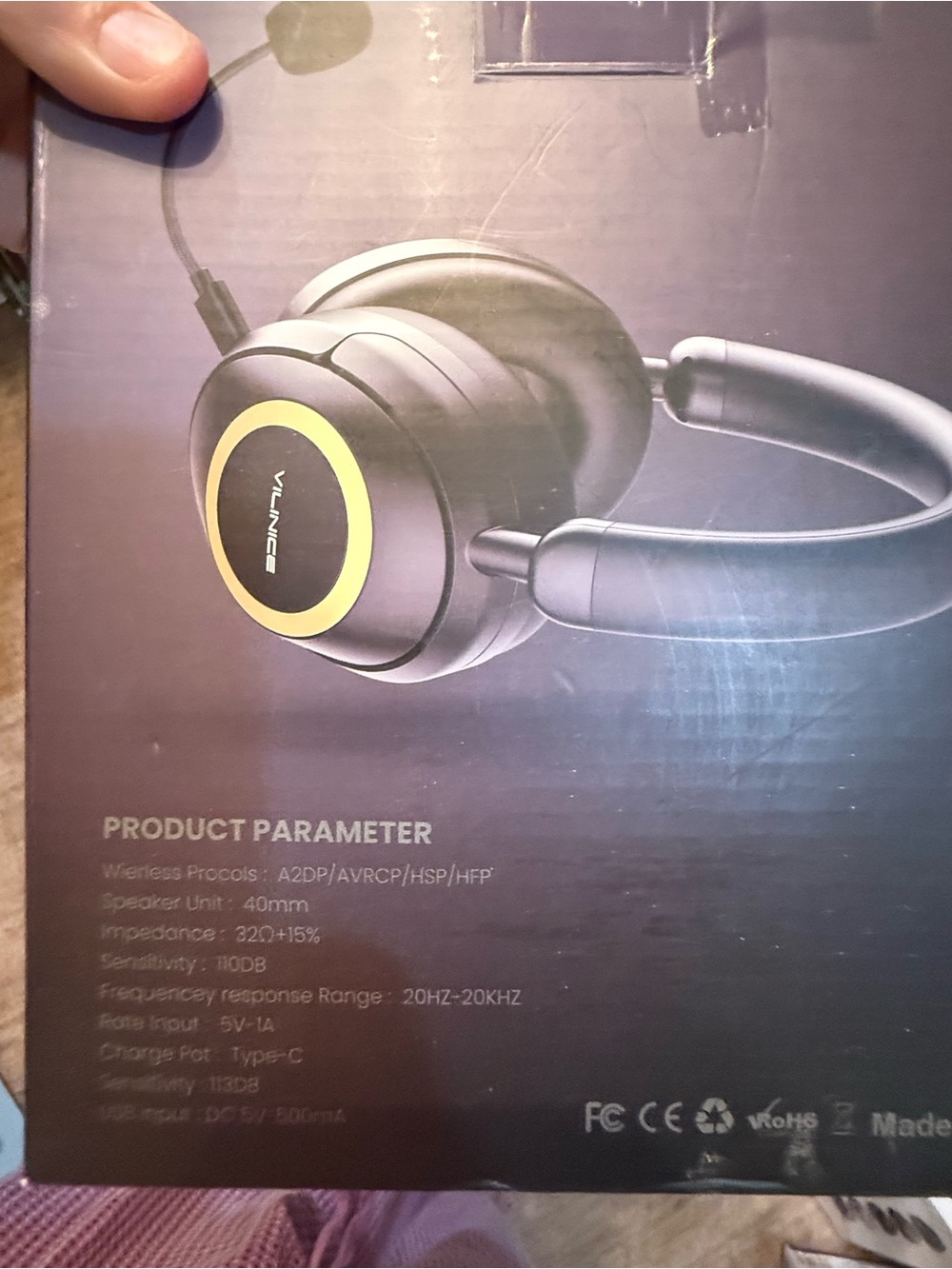 Wireless Over-Ear Headphones in Black and Golf